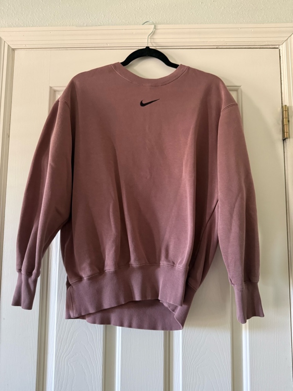 Nike Dusty Rose Crewneck Sweatshirt with Swoosh.. read description!!